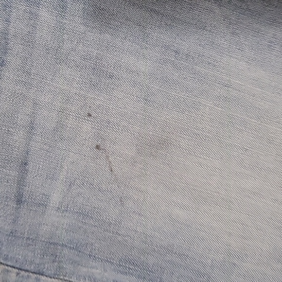 Lucky Brand, Sweet'n Straight size 6 distressed denim jeans. - Picture 3 of 3